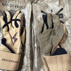 Youth Large Long Cuff Batting Gloves (Used)
