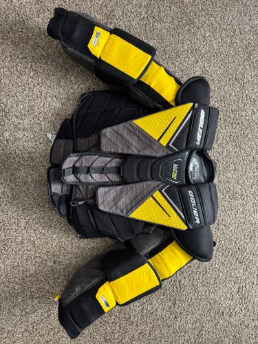 Large 2022 Bauer Supreme Ultrasonic Goalie Chest Protector (Used)