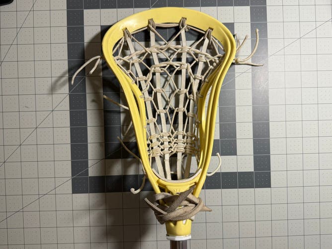 Warrior OG Jett Strung Head w/ fly girl shaft (Used)