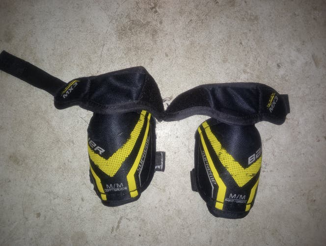 Youth Medium Bauer Supreme TotalOne MX3 Elbow Pads (Used)