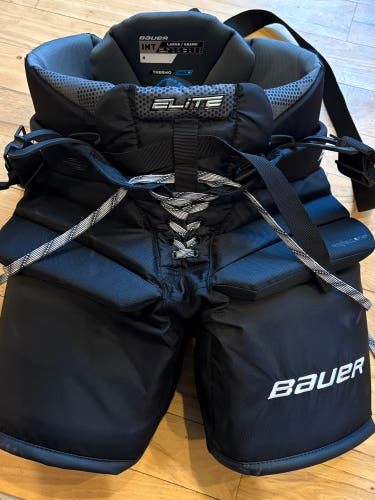 Intermediate Large Bauer Elite Hockey Goalie Pants (Used)