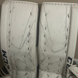 33" CCM Extreme Flex 4.9 Goalie Full Set (Used)