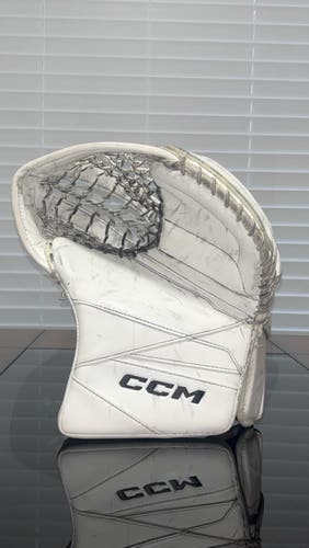 CCM Axis Goalie Glove (Barely Used)