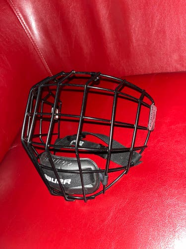Medium Bauer Profile II Facemask (Used)