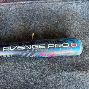 AXE Avenge Pro Hybrid 3 USABat Certified Bat (-10) 20 oz 30" (Used)