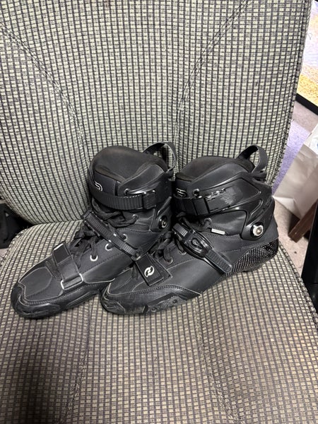 FR SPIN freestyle skates 10 (Used)