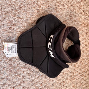 CCM 900 Goalie Neck Guard Junior (Used)