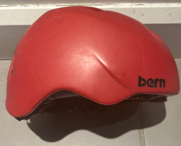 Kid's Medium 51-54.5cm Bern Helmet (Used)