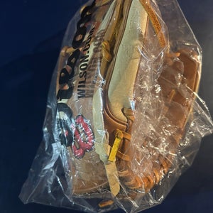 2025 Wilson A2000 RH Infield Baseball Glove 11.5" (New)