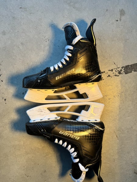 2025 Bauer Supreme Shadow Hockey Skates 7.5 (Used)