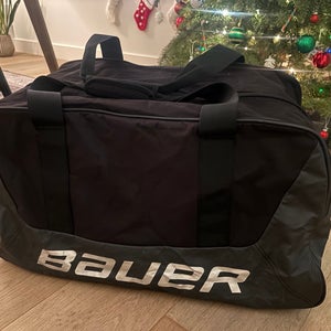 Bauer Core Skater Carry Bag - 30”x 16” Senior (Like New)
