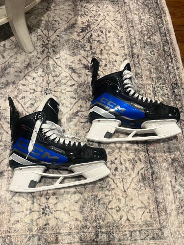 Brand New Custom CCM JetSpeed FT6 Pro Skates