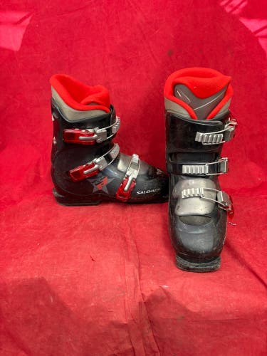 Ski Boots: Mondo 23 & 23.5 Salomon Ski Boots (Used)
