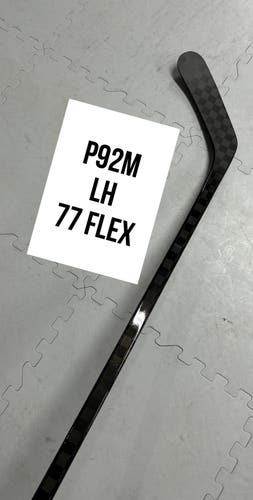 Senior(1x)Left P92M 77 Flex ProBlackStock™ Unbranded Blackouts Pro Stock Nexus Hockey Sticks