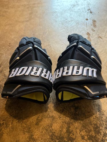 Warrior Alpha LX Pro Gloves 14" (Used)