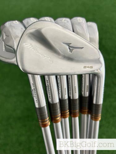 Mizuno Pro 245 / 243 Forged Combo Iron Set 4-P / KBS Tour C-Taper Lite 110 Stiff