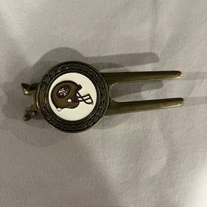 San Francisco 49ers Divot Golf Tool (Used)