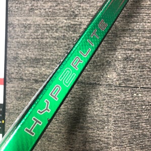 Senior Bauer Vapor Hyperlite 2 Right Handed Hockey Stick P92 87 Flex Pro Stock (Used)