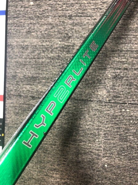 Senior Bauer Vapor Hyperlite 2 Right Handed Hockey Stick P92 87 Flex Pro Stock (Used)