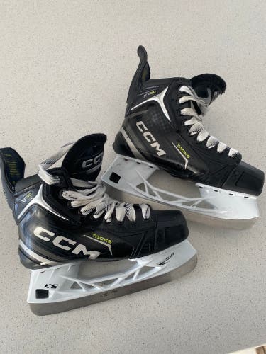 CCM Tacks XF 80 Hockey Skates Regular Width Size 5 (Used)