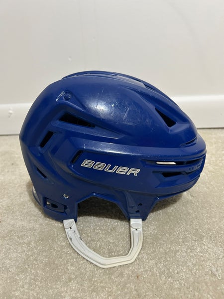 Medium Bauer Re-Akt 150 Helmet (Used)