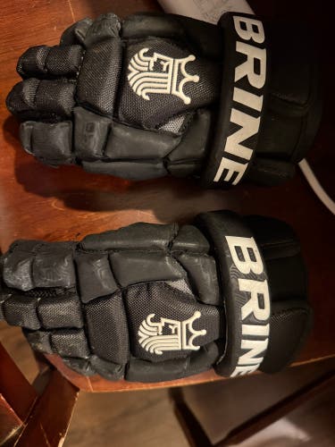 Brine King Lacrosse Gloves 12" (Used)