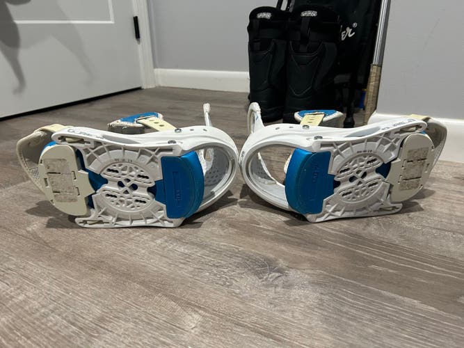 Women's Medium Burton Citizen Snowboard Bindings All Mountain (Used)