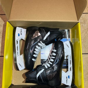 True Catalyst Pro Mitch Marner Maple Leafs Batch Hockey Skates Pro Stock 7 (Used)