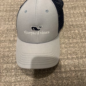 Used Vineyard Vines SnapBack hat