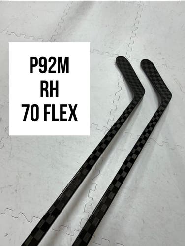 Senior(2x)Right P92M 70 Flex ProBlackStock™ Unbranded Blackouts Pro Stock Hockey Sticks