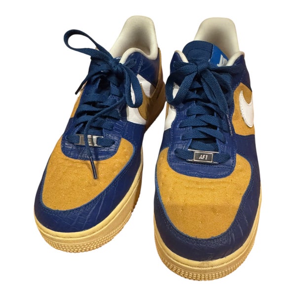 Men's Size M 9.0 (W 10.0) Adult Nike Air Force 1 Shoes (Used but in excellent condition)