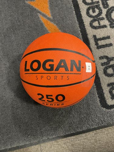 Used Basketball Adult Outdoor 11614-S000227509