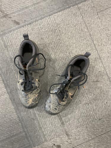 Used Nike FASTFLEX BB/SB Cleats Black Youth 09.0 11614-S000227497