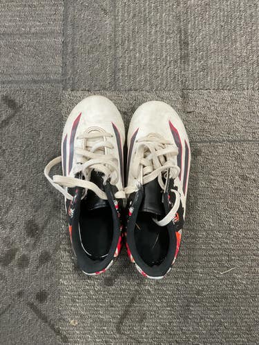 Used Adidas Soccer Cleats White Junior 01 11614-S000227487