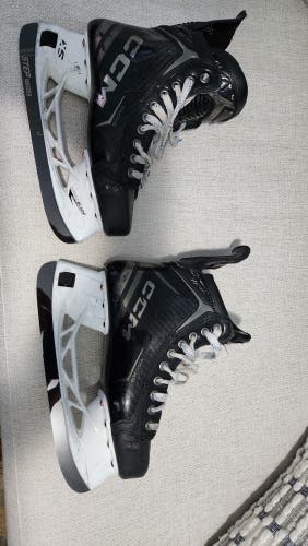 2025 CCM Tacks XF Pro Hockey Skates Regular Width Size 6.5 (Used)