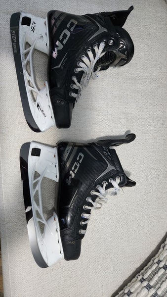 2025 CCM Tacks XF Pro Hockey Skates Regular Width Size 6.5 (Used)
