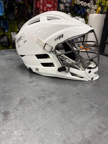 Used Cascade CS-R Lacrosse Helmet White One Size 11337-S000476583