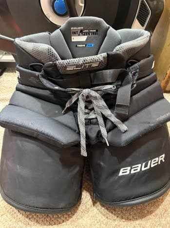 Intermediate Large Bauer Elite Hockey Goalie Pants (Used)