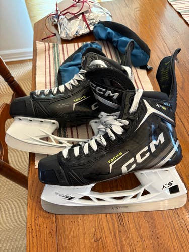2025 CCM Tacks XF 80 Hockey Skates Regular Width 7.5 (Used)