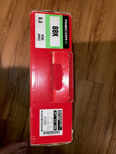 CCM Ribcor 88K Hockey Skates Wide Width Size 6.5 (Used)