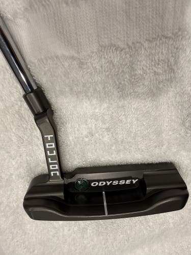 Odyssey Toulon Austin Right Handed Putter 34" (Used)