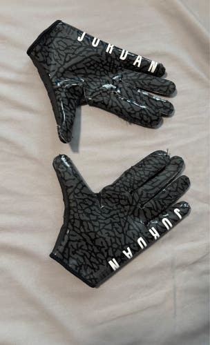 Black Small Adult Jordan Gloves (New)