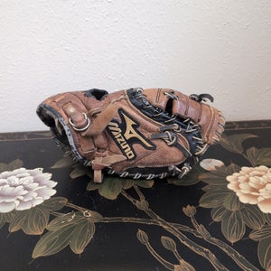 Mizuno RH Catcher's Prospect GXC104 Baseball Glove 31"