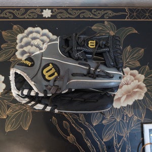 Wilson RH Infield A500 Baseball Glove 11" (Used)