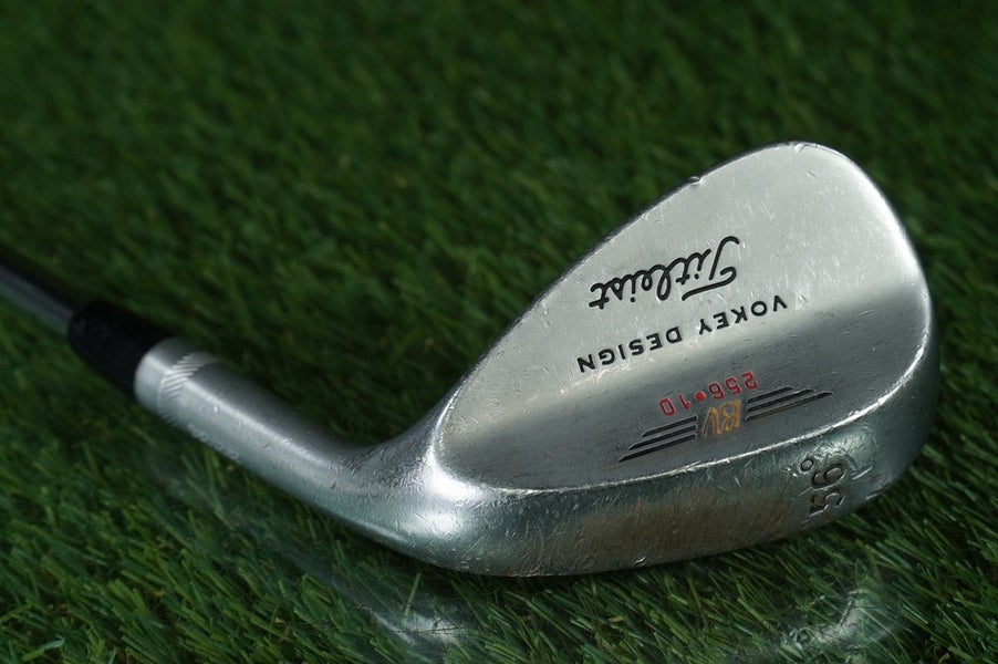 TITLEIST 256 10 WEDGE SAND BV VOKEY TRUE TEMPER WEGDE FLEX RH WITH NEW GRIP!