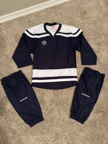 Navy and White Medium Kids Unisex Warrior Jersey and Socks (Used)