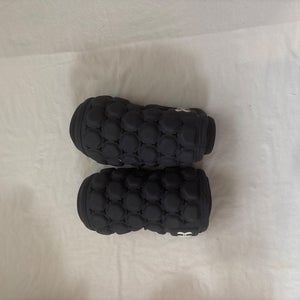 Medium Youth Under Armour VFT Sleeves Arm Pads (New)