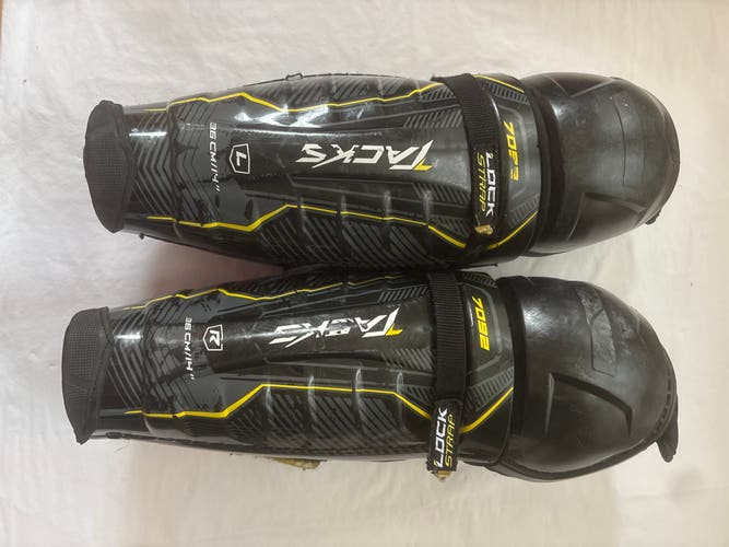 Senior CCM Tacks 7092 14" Shin Pads (Used)
