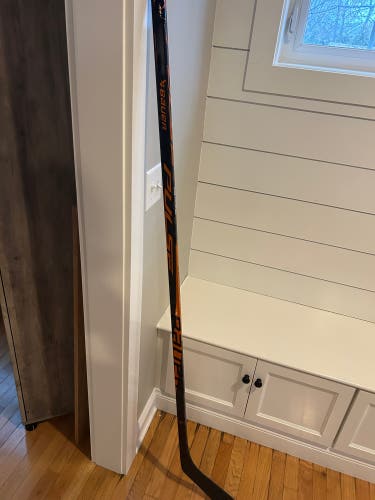 Senior Bauer Twitch Left Hand Hockey Stick P92 77 Flex (New)