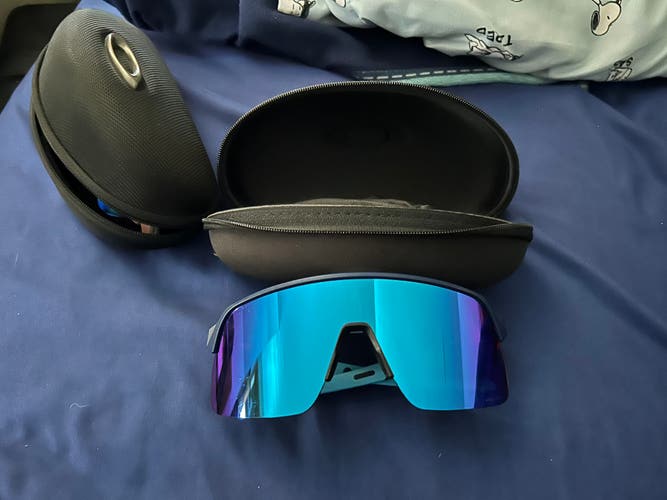 One Size Fits All Oakley Sutro Sunglasses (Used)